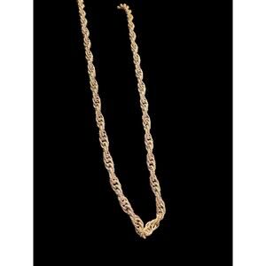 Textured Shining Chain Necklace